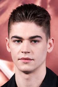 Filme si seriale cu Hero Fiennes Tiffin