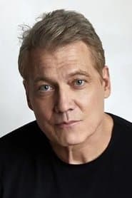 Filme si seriale cu Holt McCallany